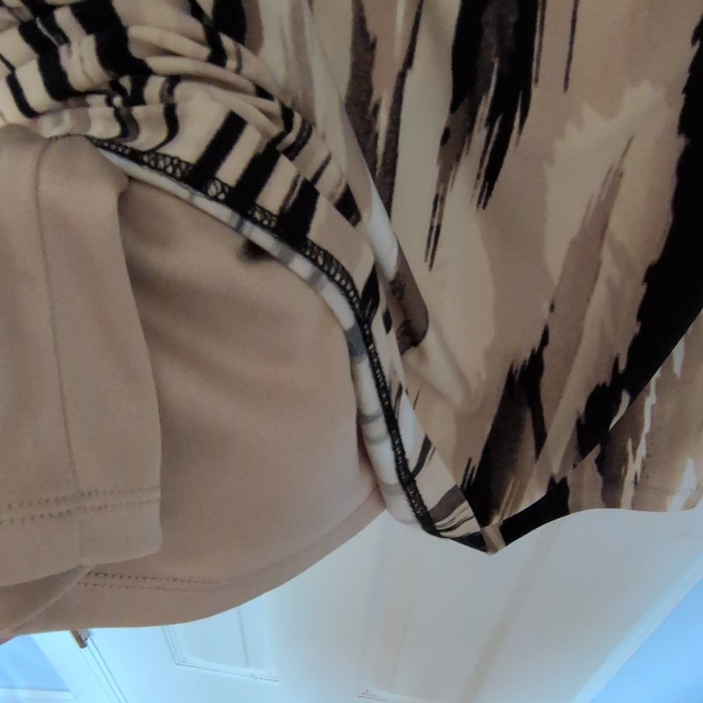 Chico's animal print sheath dress knee length 3/4 sleeve round neck size 3 (16 ) - Picture 6 of 7